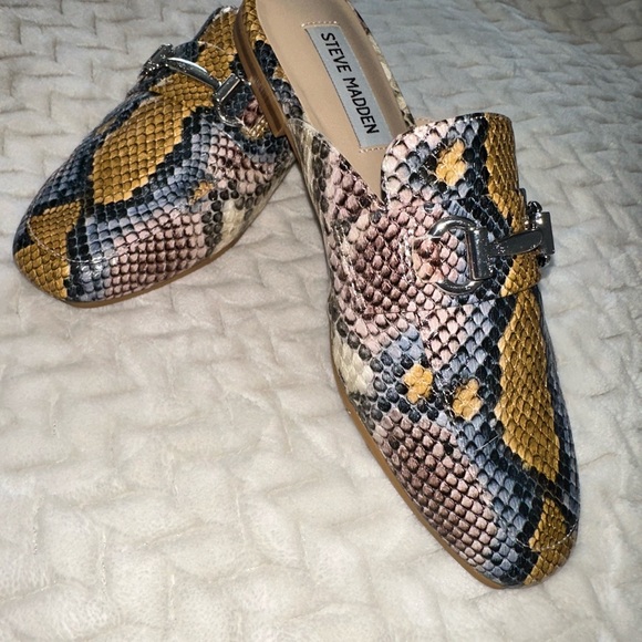 Steve Madden | Mules | Kori Multi Snake Size: 6.5 - Picture 11 of 13
